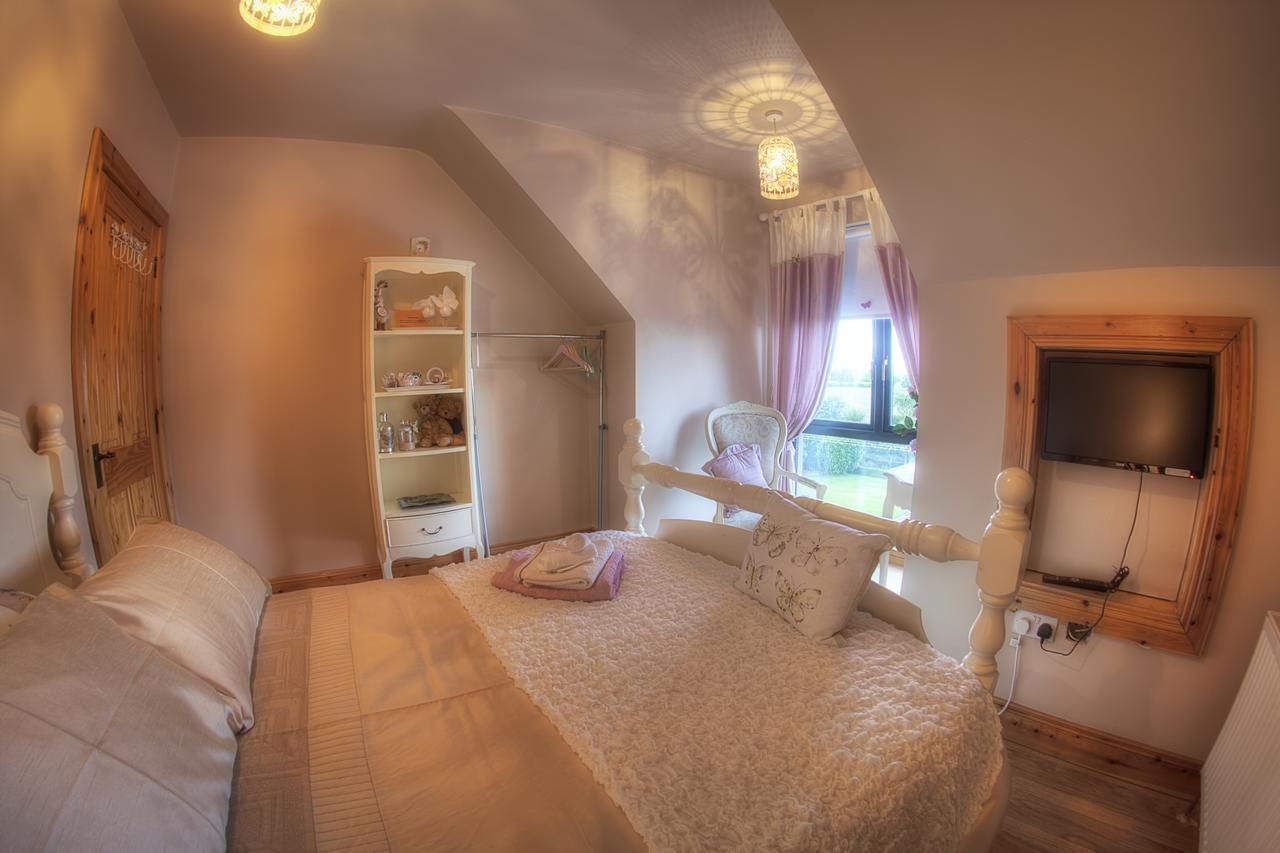Walkers Nest Acomodação com café da manhã Carlingford Exterior foto